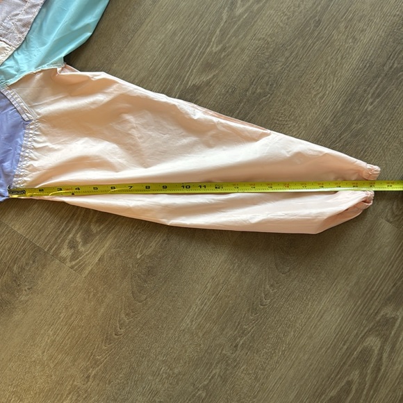 Windbreakers Size XL - Picture 16 of 16